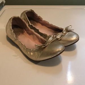 Jack Rogers as 8.5 gold flats